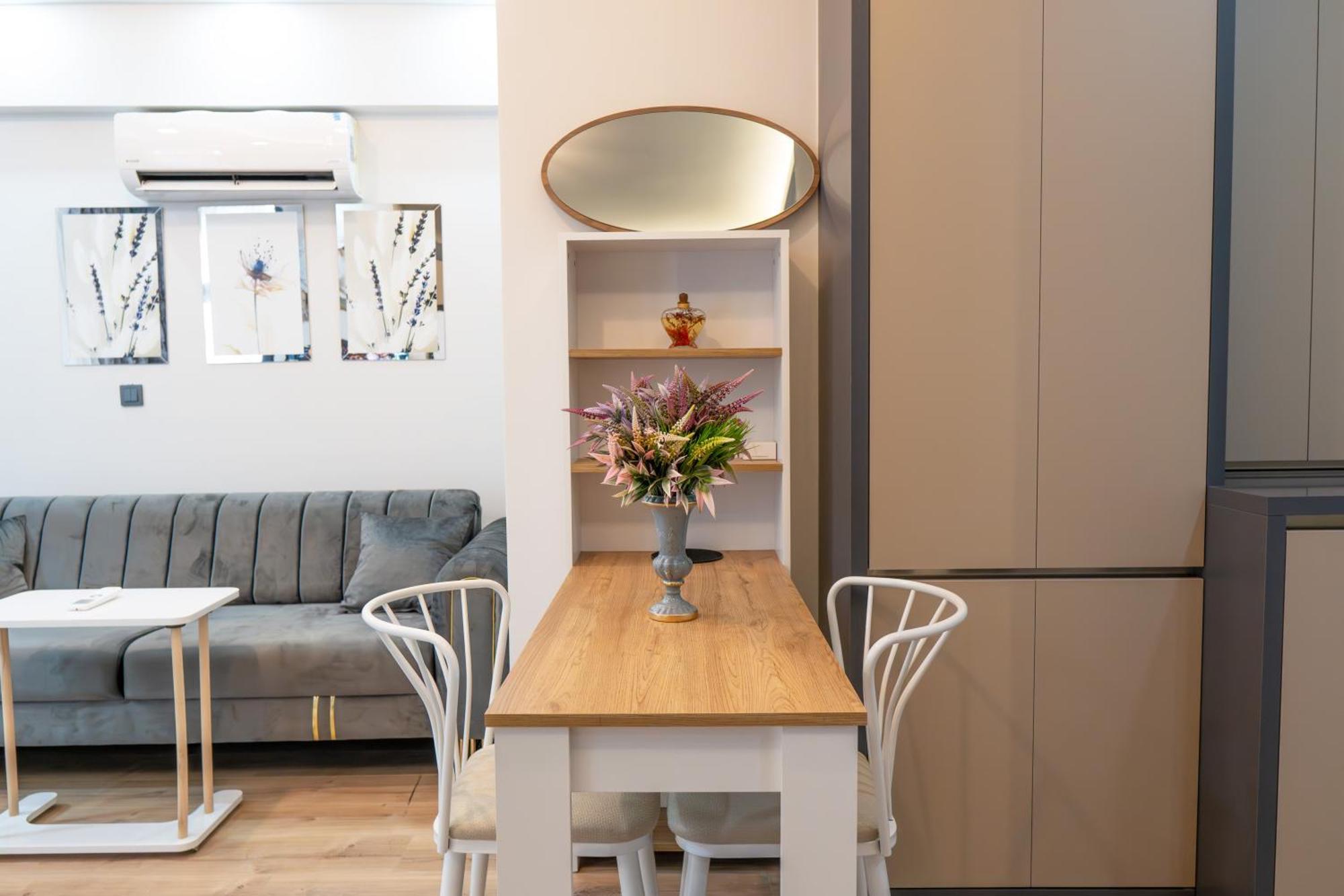 Wind Luxury 2 Apartment Aksu  Екстериор снимка