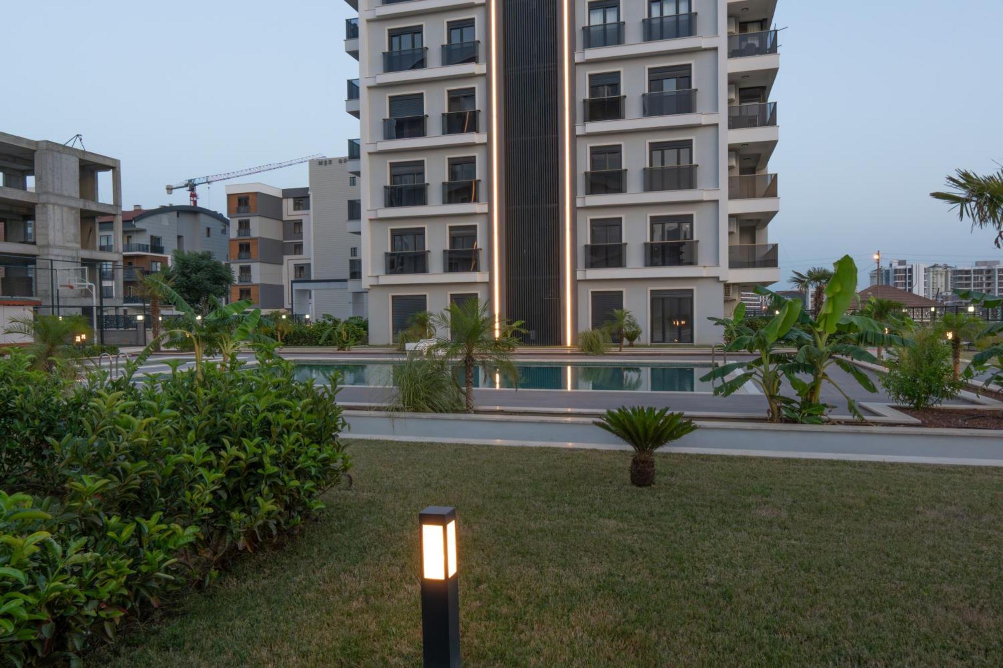 Wind Luxury 2 Apartment Aksu  Екстериор снимка