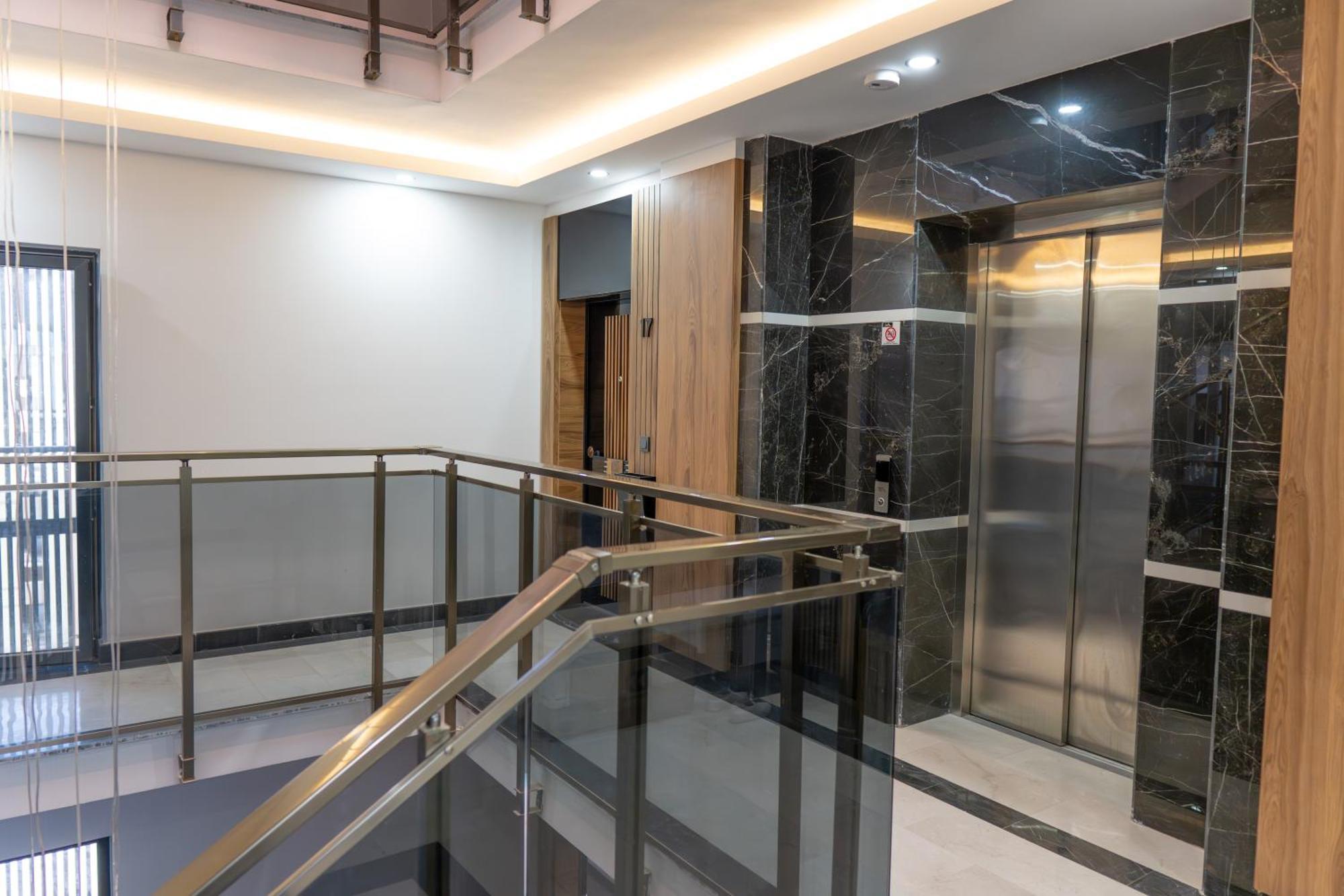 Wind Luxury 2 Apartment Aksu  Екстериор снимка